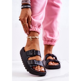 PS1 Rubber Slippers On The Black Westie Platform 2