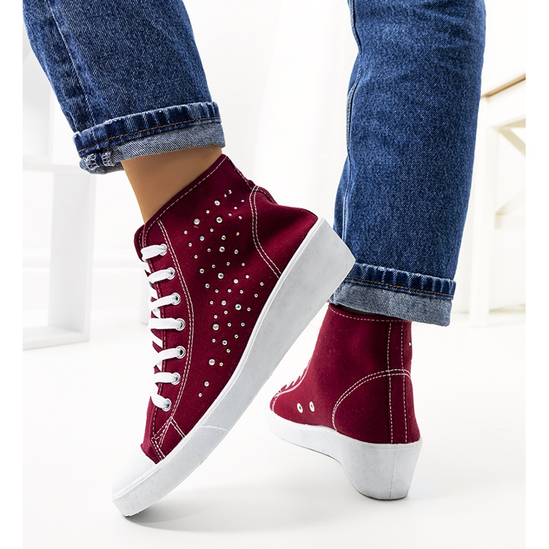 Burgundy ankle-high sneakers on the Bondi wedge red 1