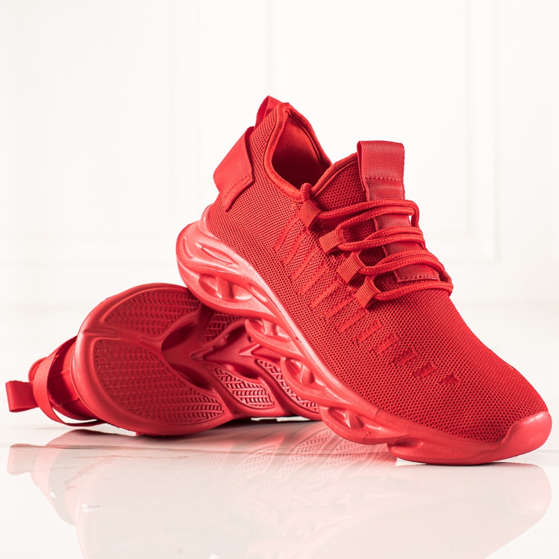 TRENDI Fashionable men's sports shoes red 2 TRENDI Fashionable men's sports shoes red 2