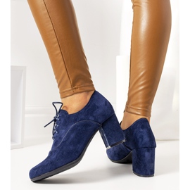 Navy blue ankle boots on the Bird post 2