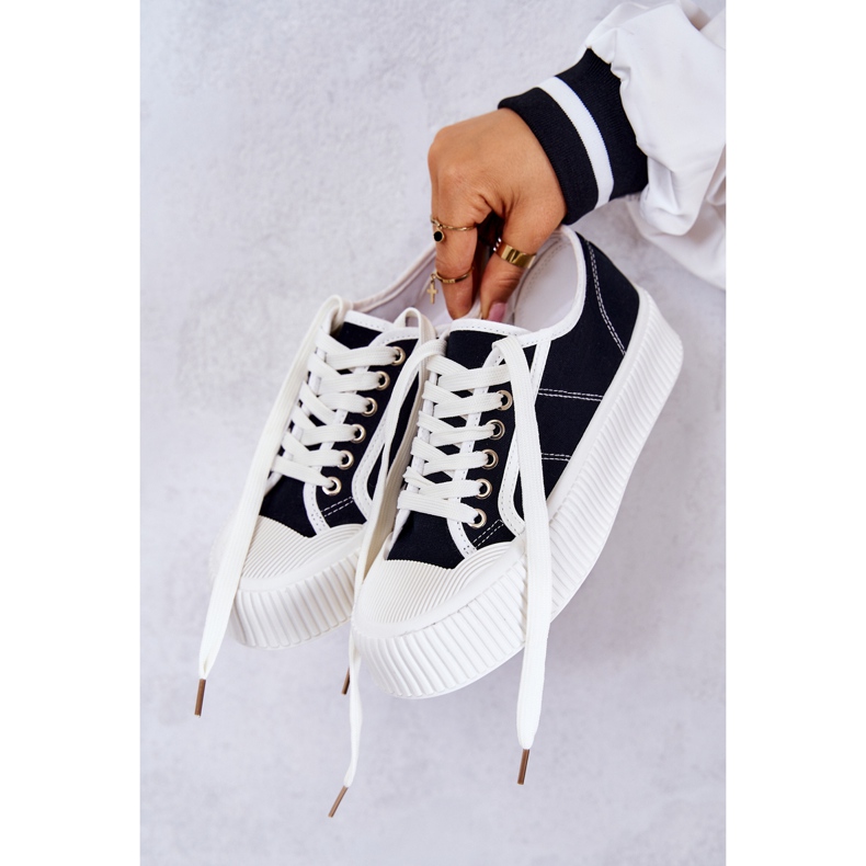 FB2 Low Sneakers On The Black Mischa Platform 1