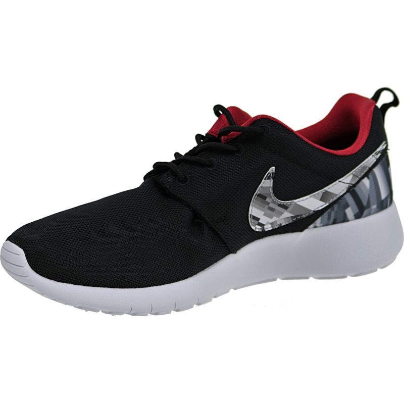 Nike roshe one 2025 womens white and black