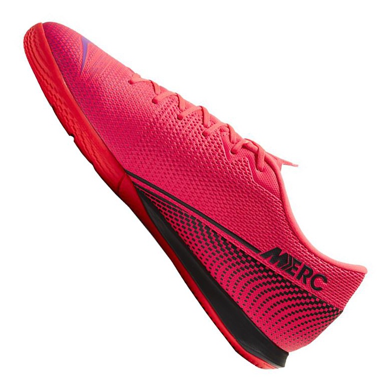 Nike Vapor 13 Academy Ic M AT7993-606 shoe pink oranges and reds 1