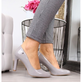 Pumps lacquered on the Sergio Leone W SK3G post grey 2