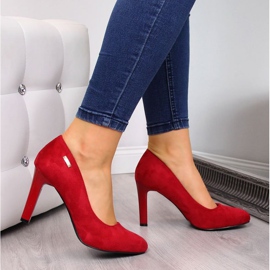 Pumps on the Sergio Leone W SK3AN post red 2