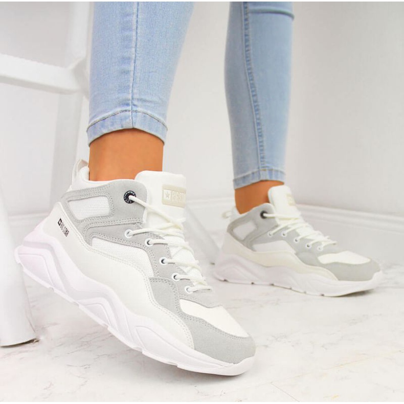 Sneakers on the platform Big Star W GG274643 white 2