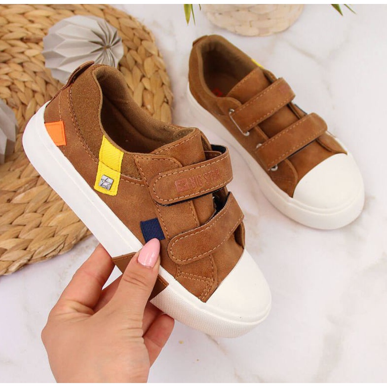 Low-top sneakers with eco leather Big Star Jr II374017 camel white 1