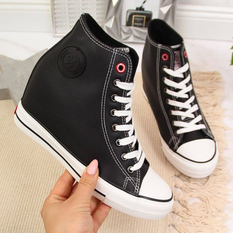 Sneakers on the wedge Cross Jeans W II2R4025C black white 1
