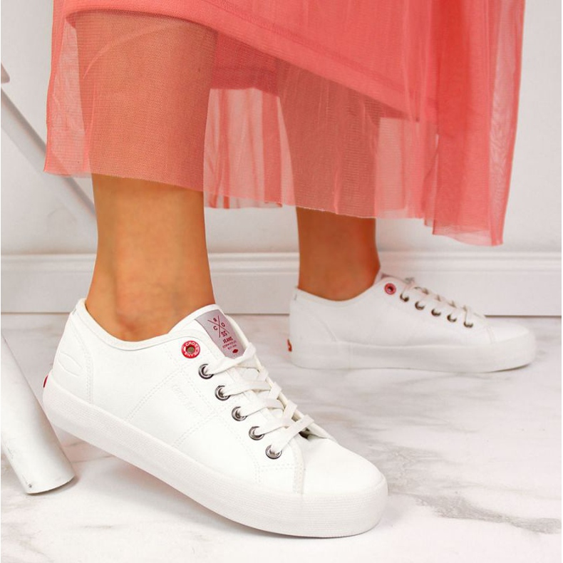 Low-top sneakers with eco leather Cross Jeans W II2R4004C white 2