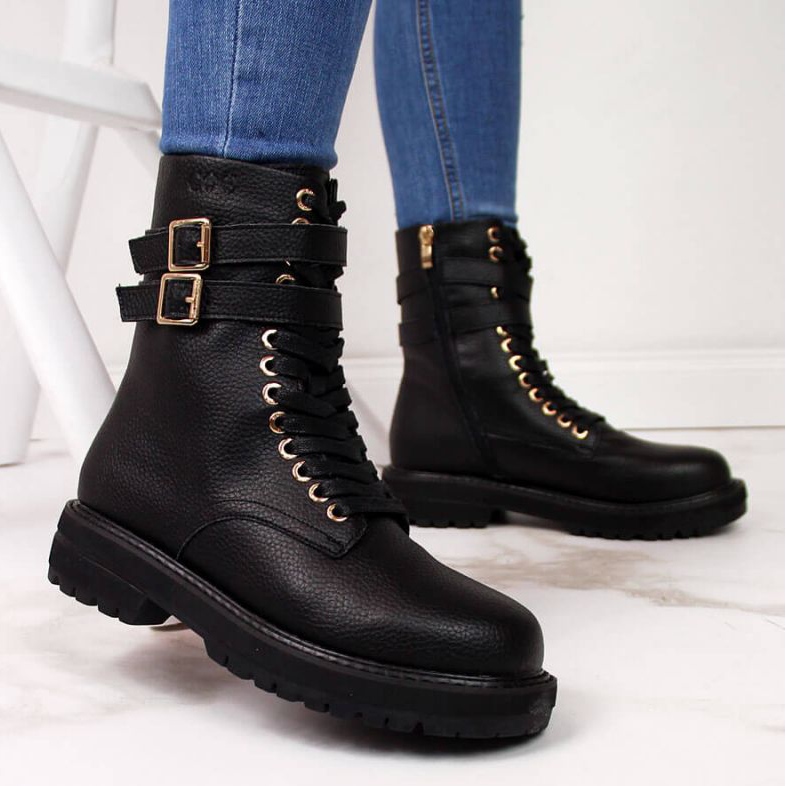 Black boots with buckles Goe W II2N4023 2