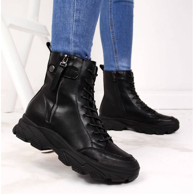 Leather boots on the Goe W II2N4031 platform black 2