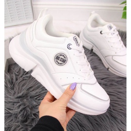 Sports shoes on the platform Big Star W II274314 white 1