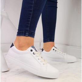 Low-top sneakers Big Star W BB274211 white 2