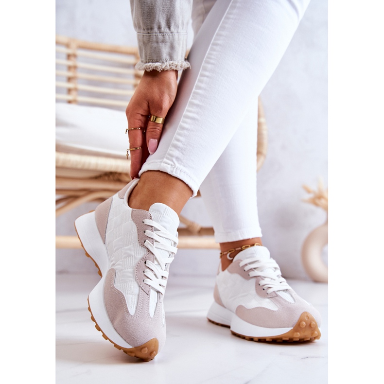 FJ1 Classic Sports Shoes, Tied White and Beige Patrice 2