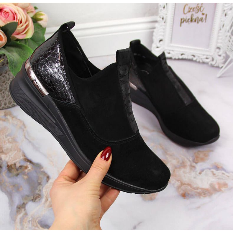 Leather sneakers on a wedge Filippo W PAW253A black 1