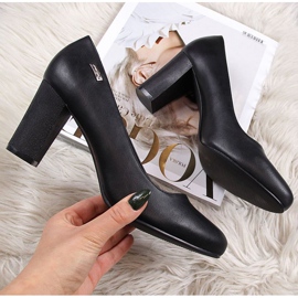 Pumps on the post of Sergio Leone W SK193A black 1