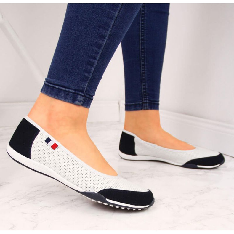 Leather openwork ballerinas Filippo W PAW198A white 2