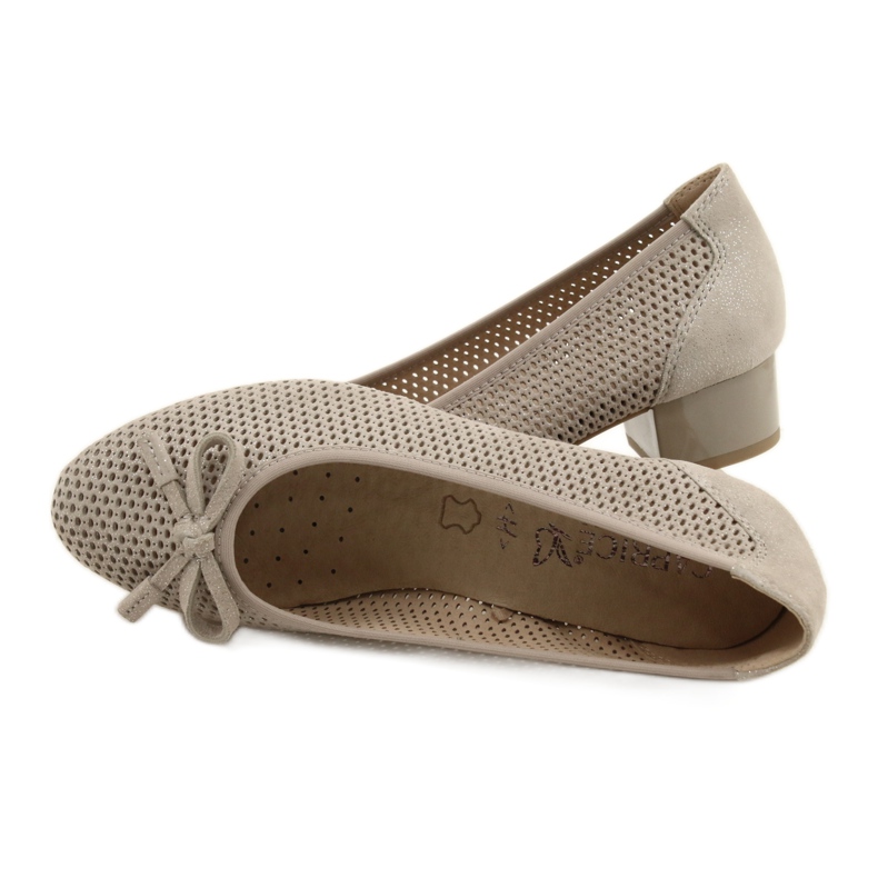 Women's pumps Caprice 22500-28 beige silver 6