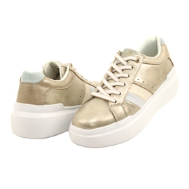 Women's sports sneakers on a thick sole golden American Club RH68/22 3 Women's sports sneakers on a thick sole golden American Club RH68/22 3