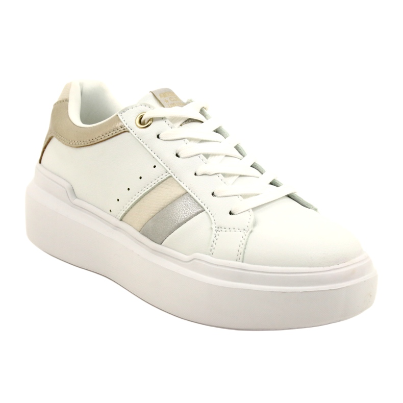American Club Women's sports sneakers on a thick white sole 1