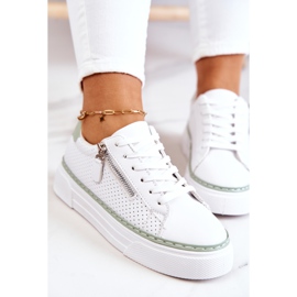 FB2 Sports Shoes On The White And Green Louisa Platform 1