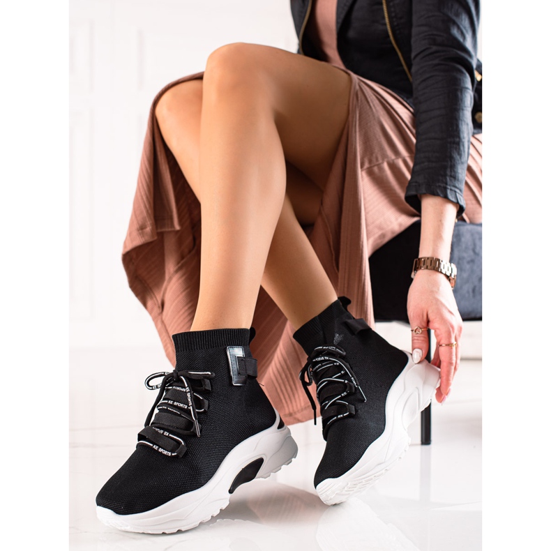 TRENDI Slip-on sneakers with a sock black 1