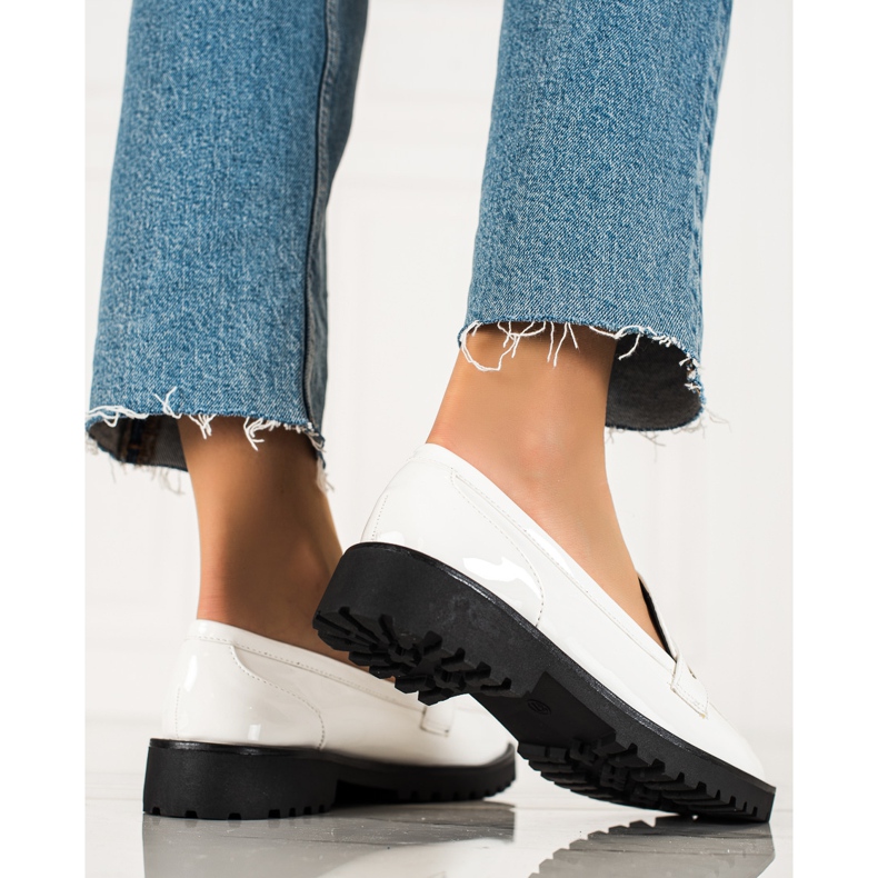 Goodin White loafers 1