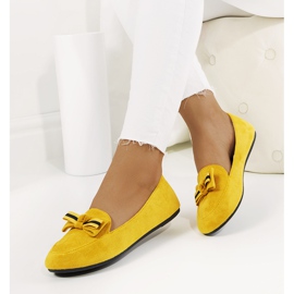 Mustard loafers with a Lavinia bow yellow 2