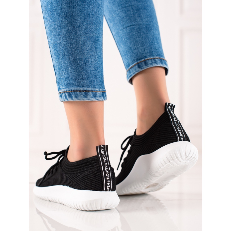 TRENDI Light Sports Sneakers black 1 TRENDI Light Sports Sneakers black 1