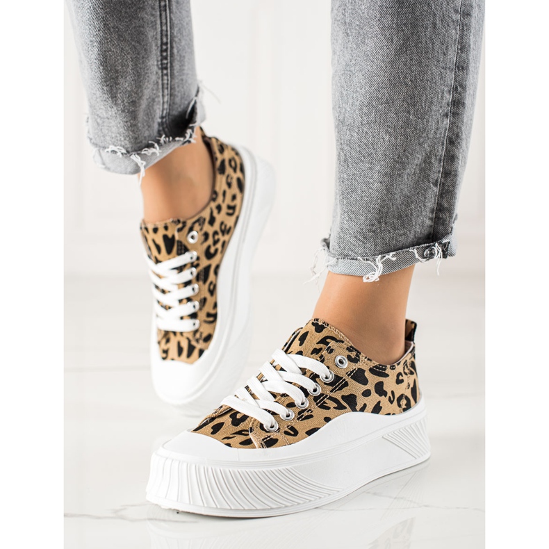 Seastar Fashionable Sneakers On A Wide Platform beige black 1