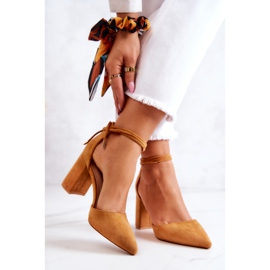 FB2 Pumps On A Bar Tied Camel Lettice brown yellow 2