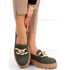 Loafers with Mois Green chain 1