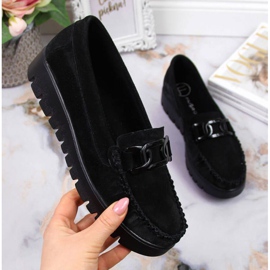 Black Loafers on the Filippo W PAW314A platform 1