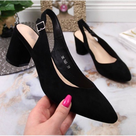 Pumps on the Sergio Leone post in SK362 black 1