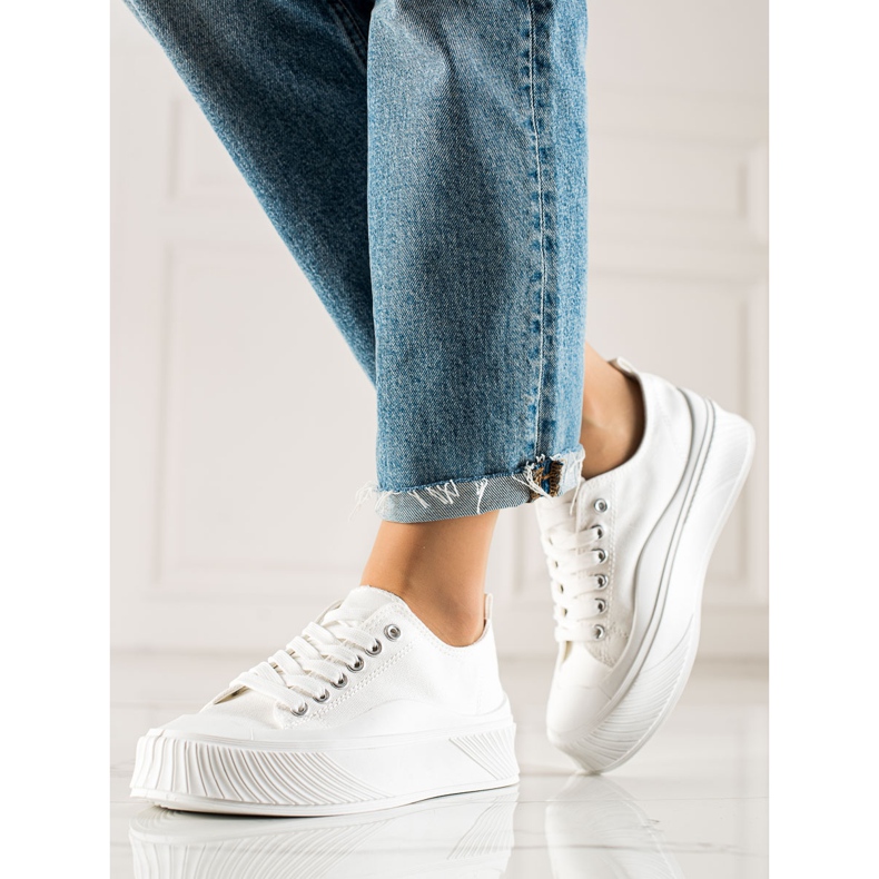 Seastar White Sneakers On The Platform 2