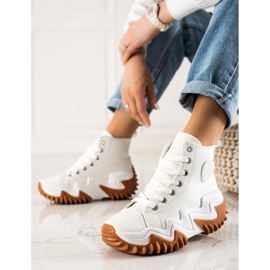TRENDI White Fashion Sneakers 2