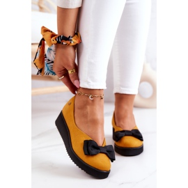 Suede ballerinas on the Maciejka platform 05062-07 Yellow black 1