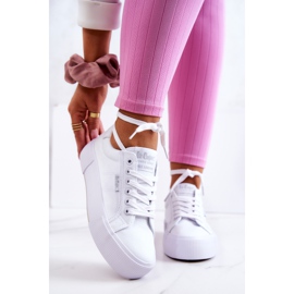 Lee Cooper LCW-22-31-0884L White Sneakers 1