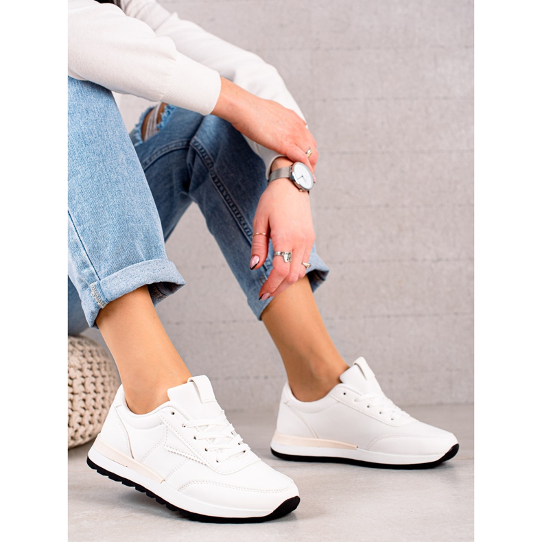 TRENDI White Sport Shoes 1