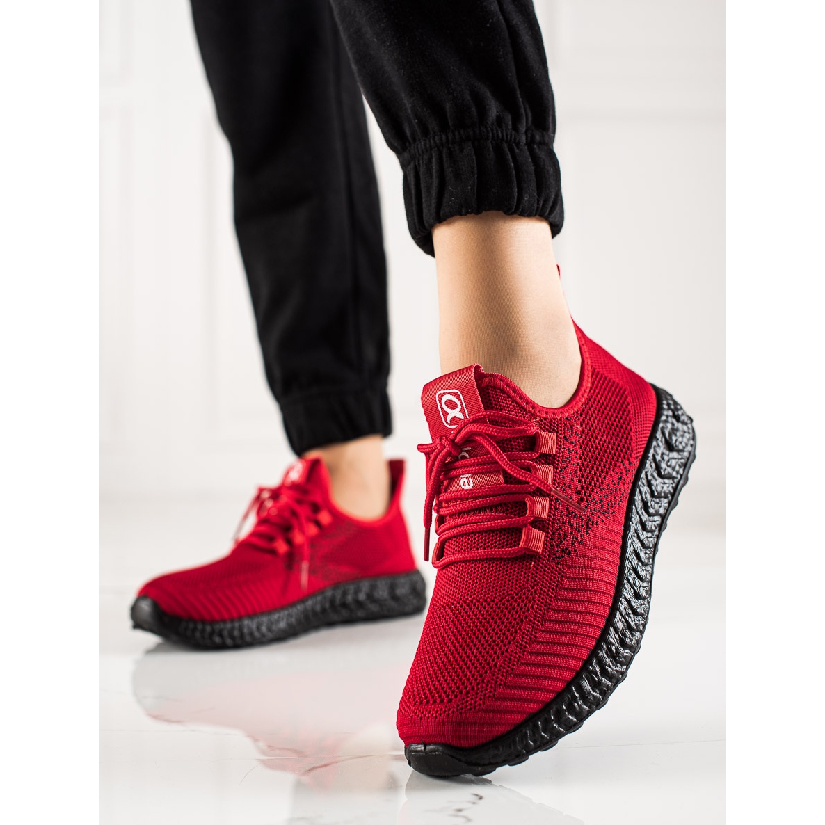 Cool 2025 red shoes