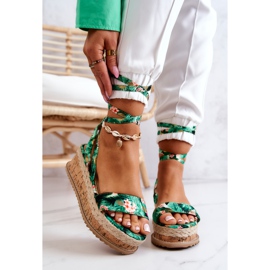 FB2 Sandals Espadrilles On Wedge Green Roxanne Flowers multicolored 2 FB2 Sandals Espadrilles On Wedge Green Roxanne Flowers multicolored 2