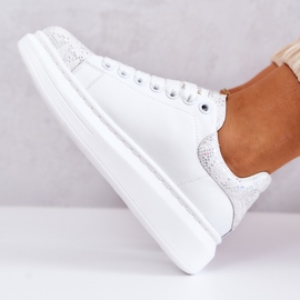 Women's Sport Shoes GOE JJ2N4053 White 1