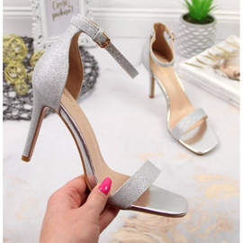 Vinceza W JAN81E silver brocade sandals on a high heel 1