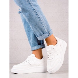 TRENDI Comfortable White Sneakers 1 TRENDI Comfortable White Sneakers 1