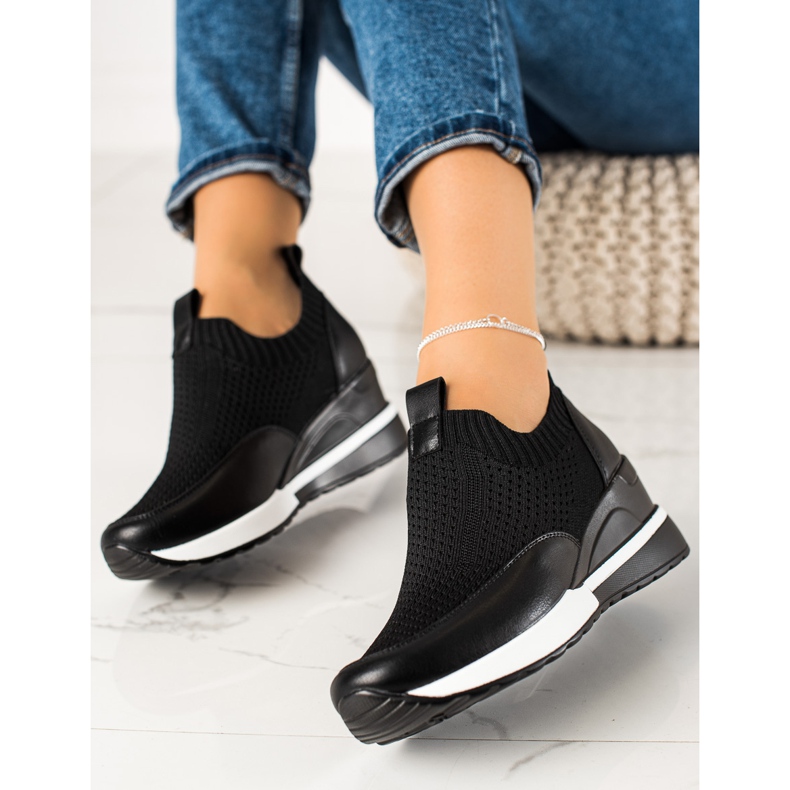 Textile sneakers on the VINCEZA wedge black 1