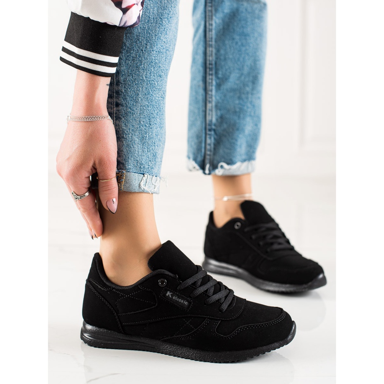 TRENDI Classic Sport Shoes black 1 TRENDI Classic Sport Shoes black 1