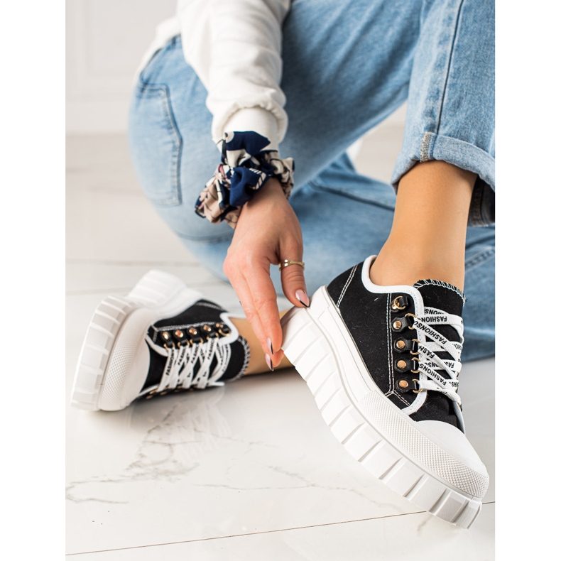 TRENDI Lace-up Sneakers On The Platform black 1