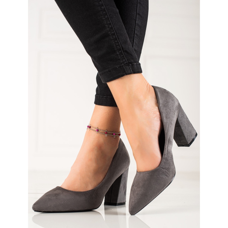 Bestelle Suede Pumps On A Pillar grey 2