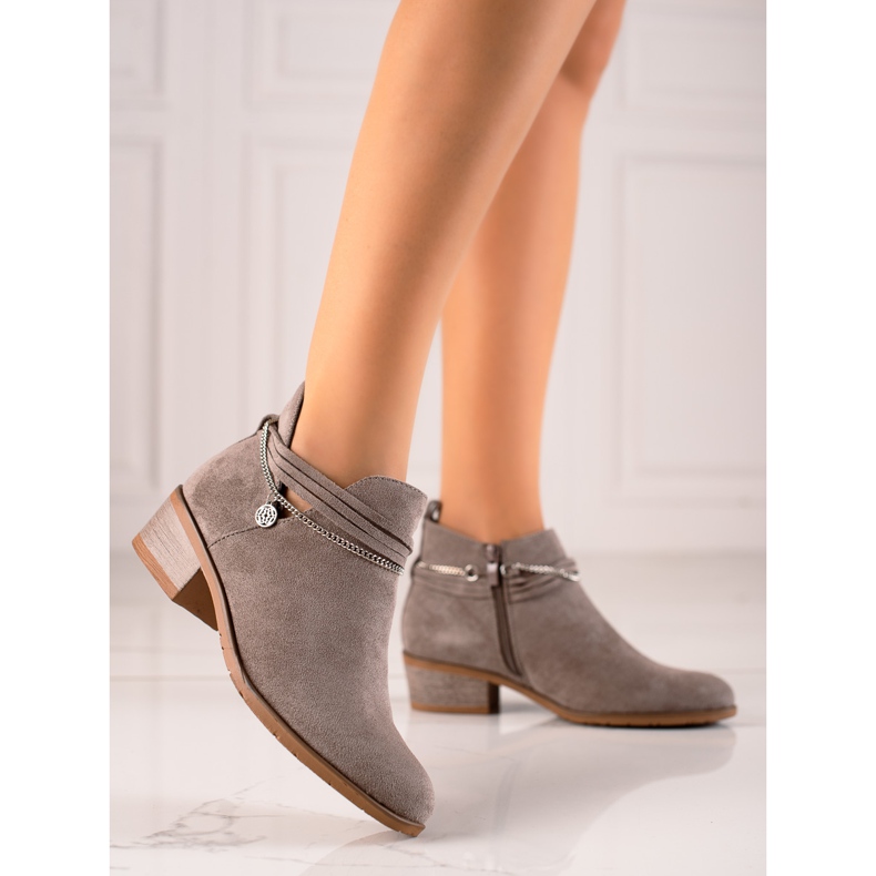 Filippo Suede Booties With A Decorative Chain beige 1
