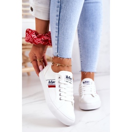Lee Cooper LCW-22-31-0830L White Sneakers 2 Lee Cooper LCW-22-31-0830L White Sneakers 2